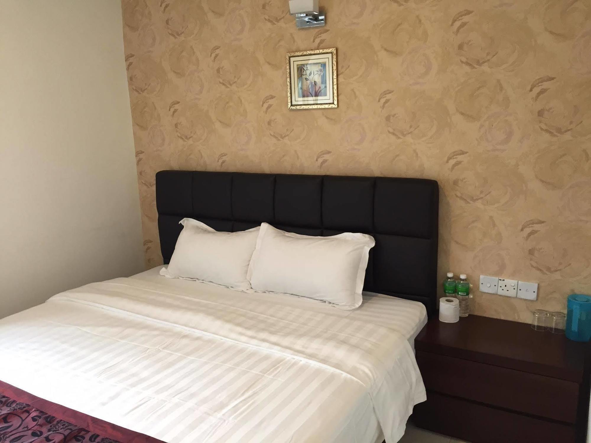 Havona Hotel - Taman Tropika קולאי מראה חיצוני תמונה