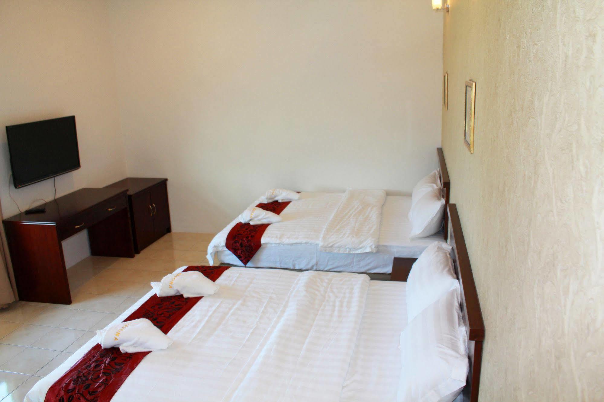 Havona Hotel - Taman Tropika קולאי מראה חיצוני תמונה